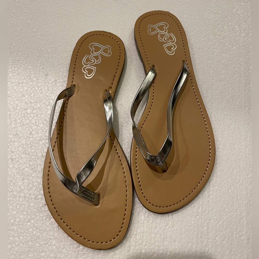 Big Girls size 5 sandals